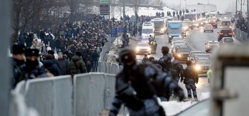 Tausende Menschen erweisen Nawalny in Moskau die letzte Ehre