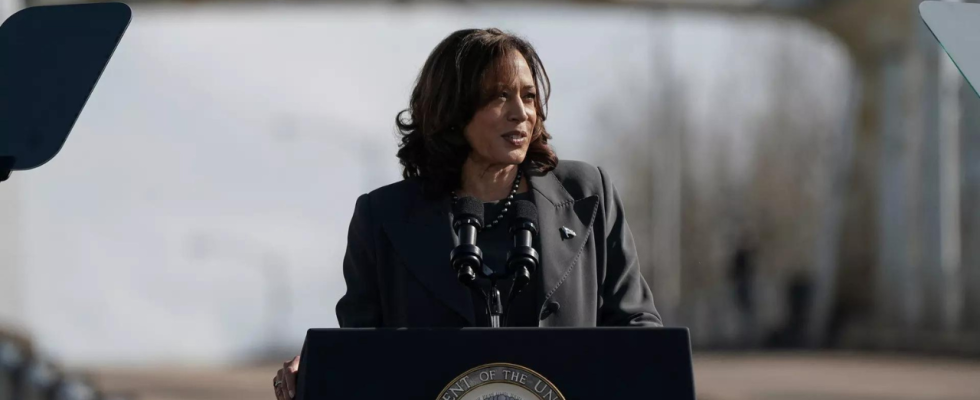 US Vizepraesidentin Kamala Harris aeussert in Gespraechen mit Netanyahus Rivale „tiefe