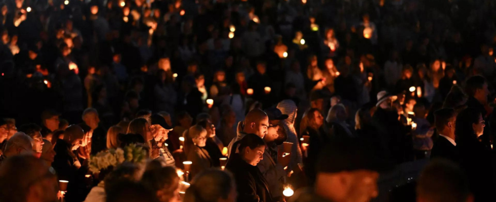 Das Candlelight Denkmal am Bondi Beach ehrt die Opfer des Messerangriffs