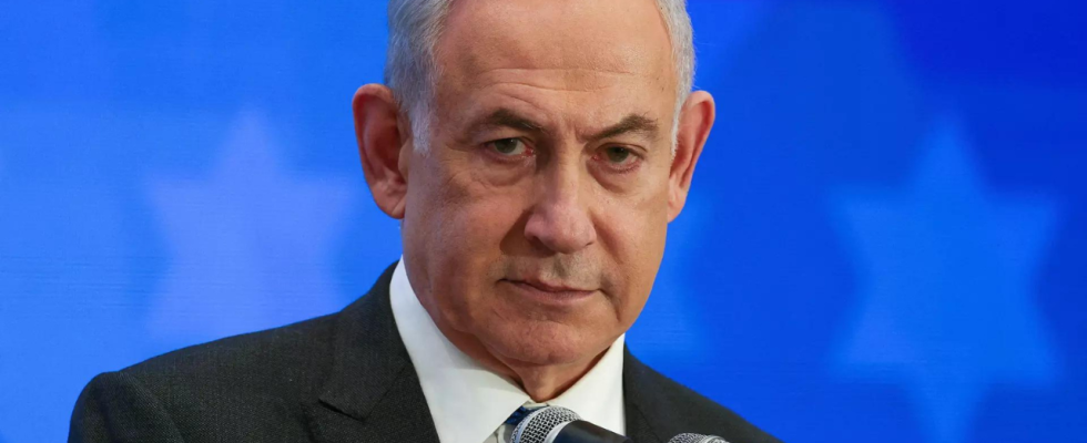 Der israelische Premierminister Benjamin Netanyahu fordert die Knesset auf ein