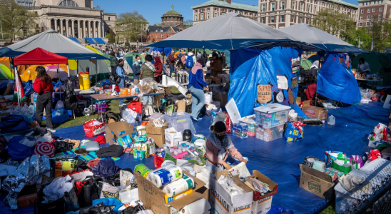 Die Columbia University zieht das Ultimatum fuer pro palaestinensische Demonstranten angesichts