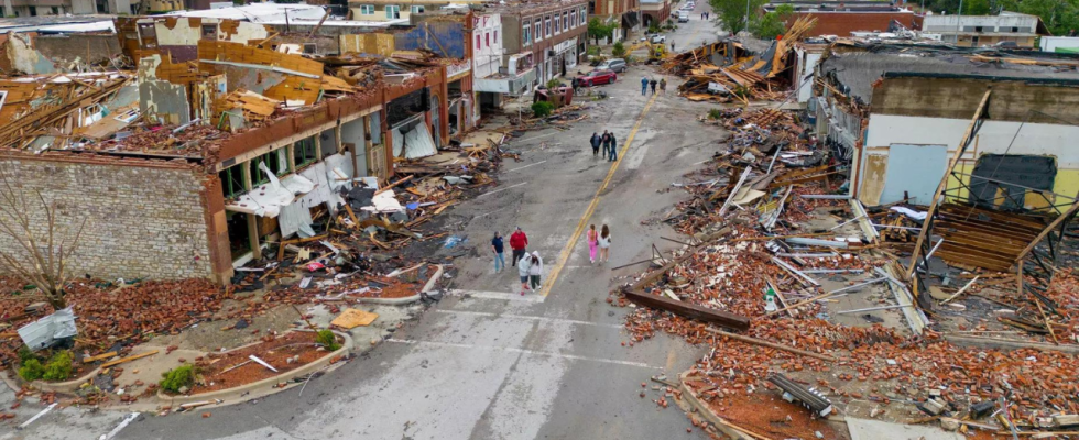 Dutzende Tornados trafen Oklahoma punktet verletzt