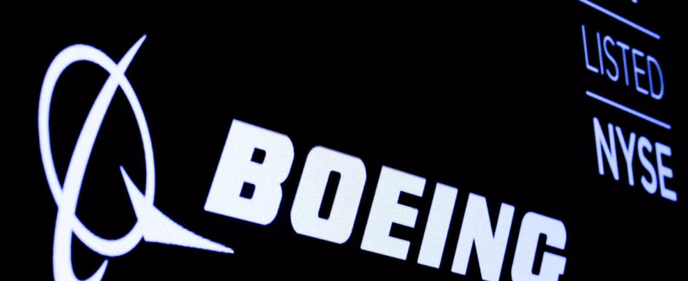 FAA untersucht Behauptungen eines Boeing Whistleblowers zu Maengeln am 787 Dreamliner