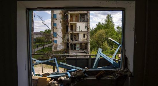 Russische Drohnen setzen Hotel in ukrainischer Schwarzmeerstadt in Brand