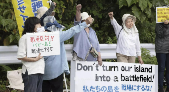 Der US Botschafter in Japan besucht die suedlichen Inseln die an