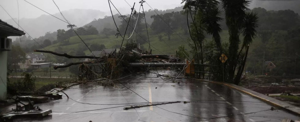 Die Zahl der Todesopfer durch Regenfaelle im Sueden Brasiliens steigt