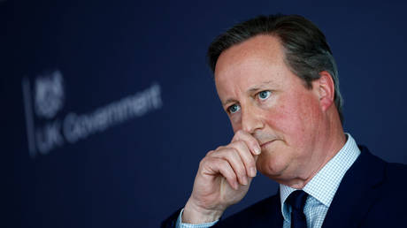 Ein Schauer ist ueber Europa hereingebrochen – Cameron – World