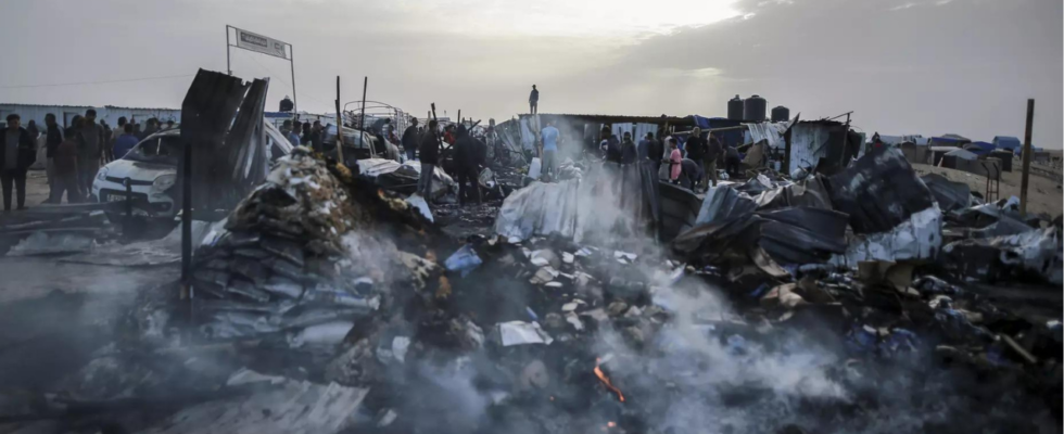 Laut israelischem Zivilschutz sind bei neuem israelischen Angriff 21 Menschen