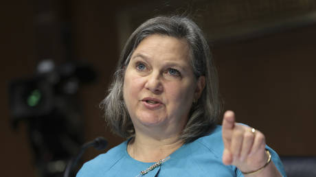 Nuland erklaert warum die USA die Ukraine nie zu Gespraechen