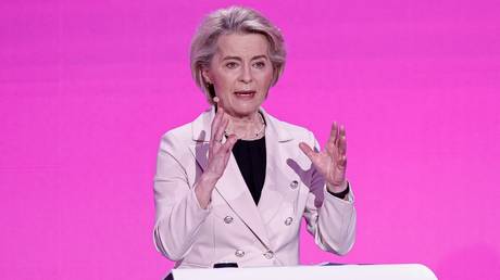 Von der Leyen schlaegt „Impfstoffe fuer den Geist und einen