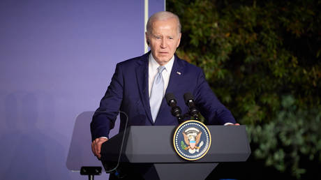 Biden attackiert Journalisten wegen Gaza Frage — World