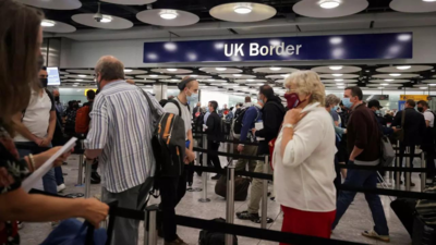 Britischer Flughafen Manchester nimmt nach Stromausfall den Betrieb wieder auf