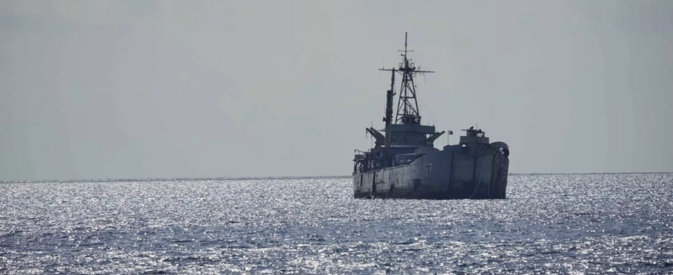 China beschuldigt philippinisches Versorgungsschiff chinesisches Schiff im Suedchinesischen Meer gerammt