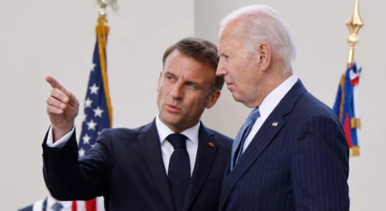 Der franzoesische Praesident Macron empfaengt Joe Biden waehrend die beiden