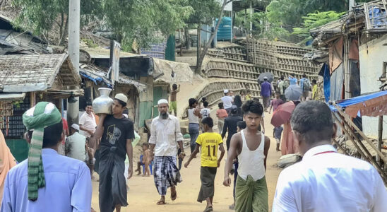 Drei Rohingyas in Bangladesch nach Zusammenstoessen zwischen rivalisierenden Gruppen um