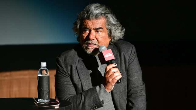 George Lopez verlaesst die Buehne wegen Zwischenrufern