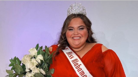 Plus Size Model zur Miss Alabama gekroent FOTOS — RT Entertainment