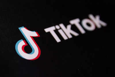 TikTok Hack trifft Paris Hilton CNN und andere hochkaraetige Accounts