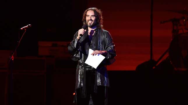 Untersuchung von Russell Brand zeigt dass unangemessenes Verhalten als „Russell