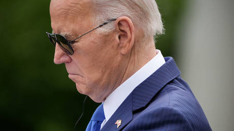 70 der Amerikaner meinen Biden sollte aussteigen – Umfrage