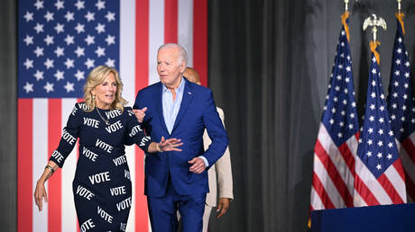 Demokraten sehen sich wegen Biden Drohungen grosser Spender ausgesetzt –