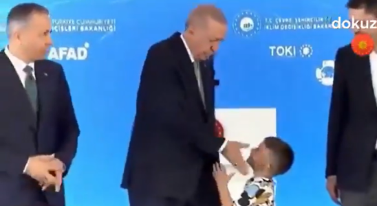 Hat der tuerkische Praesident Erdogan ein Kind „geschlagen weil es