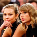 Karlie Kloss hat irgendwie etwas ueber Taylor Swift gesagt