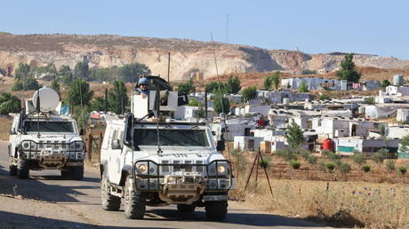 NATO Staaten fordern ihre Buerger auf den Libanon zu verlassen —