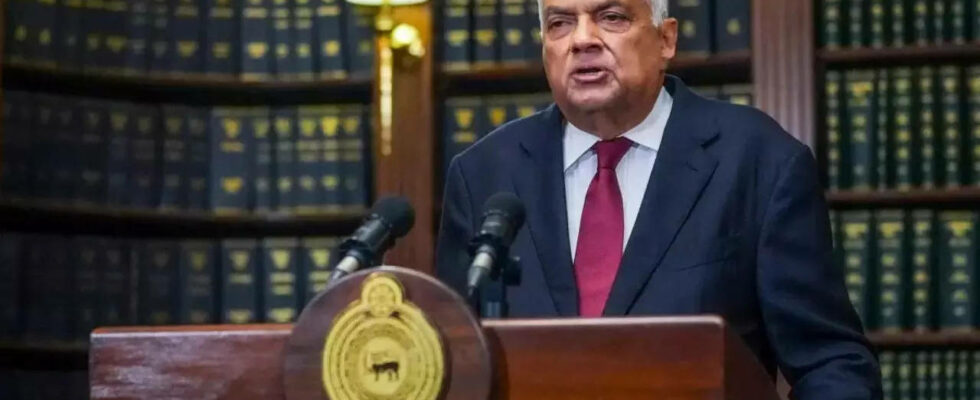 Ranil Wickremesinghe tritt als unabhaengiger Kandidat bei den Praesidentschaftswahlen in