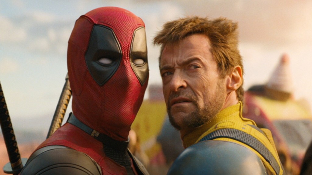 Deadpool und Wolverine stehen geschockt da und starren auf etwas