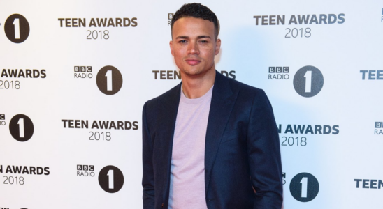 BBC feuert Jermaine Jenas wegen Beschwerden ueber schlechtes Verhalten am