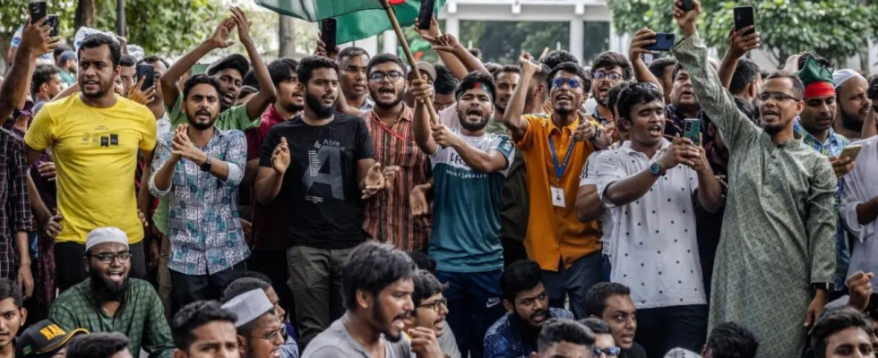 Bangladesch Krise Warum protestierende Studenten den Obersten Richter zum Ruecktritt zwangen