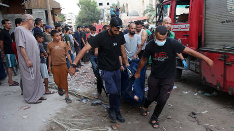 Dutzende Tote bei israelischem Luftangriff auf Schule im Gazastreifen —