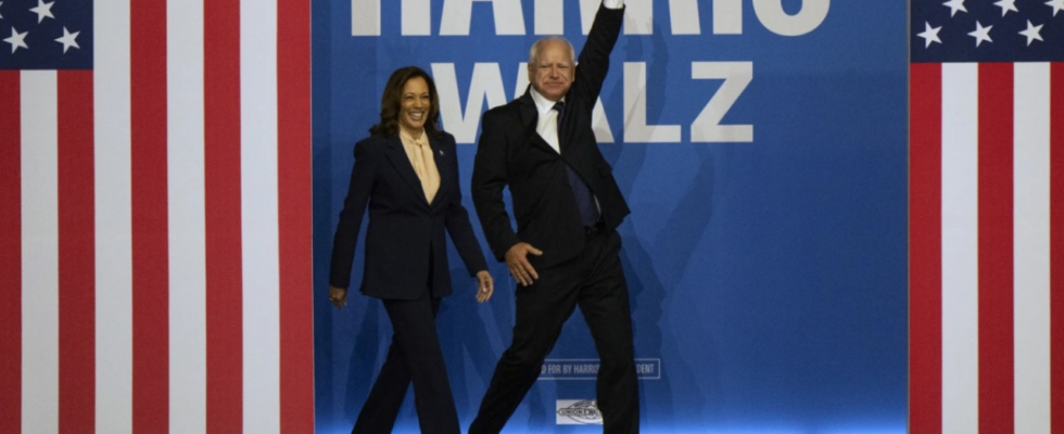 Kamala Harris Tim Walz bringen mit ihrem Camouflage Hut eine