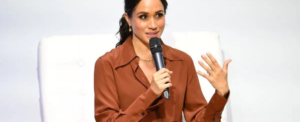 Meghan Markle bedauert ihren Austritt aus der koeniglichen Familie Experte