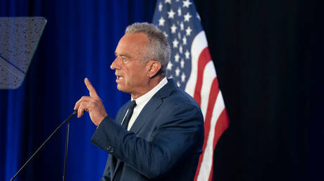 RFK Jr gibt Biden die Schuld am Ukraine Krieg — World