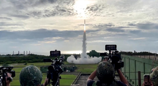 Taiwan fuehrt Raketenuebungen auf sensiblem Testgelaende durch