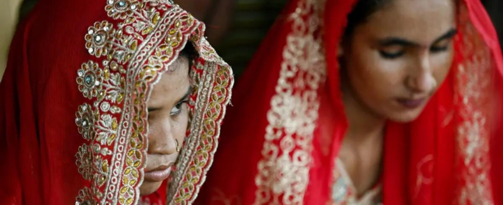 „Monsun Braeute Extreme Wetterlagen beguenstigen Kinderehen in Pakistan