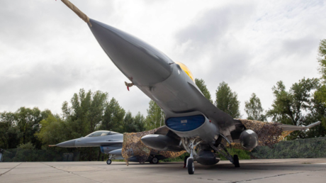 Absturz einer ukrainischen F 16 „wahrscheinlich kein Eigenbeschuss – NYT —