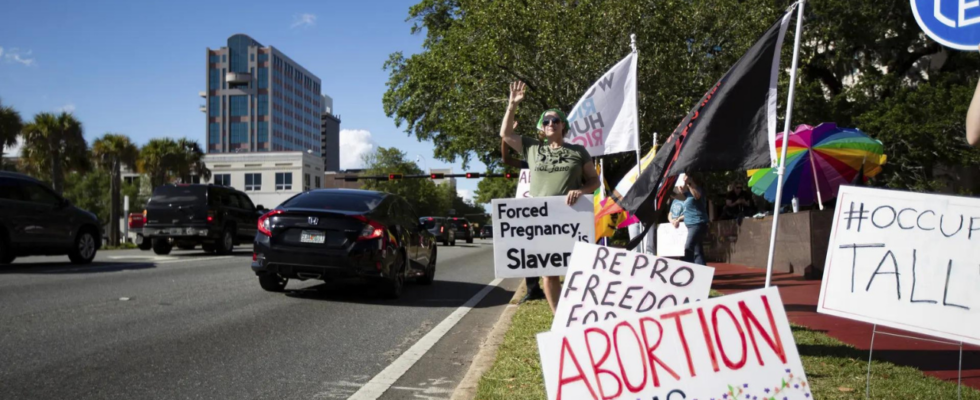 Demokraten die behaupten ein Senatssitz in Florida sei im Rennen