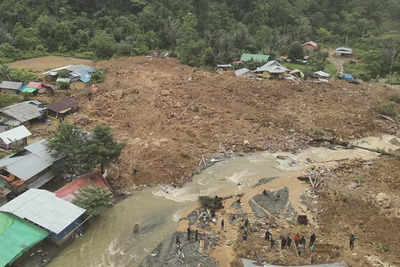 Erdrutsch in Indonesien Erdrutsch in einer Goldmine im Westen Indonesiens