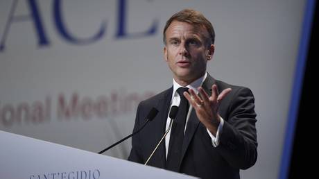 Macron fordert eine neue Weltordnung — World