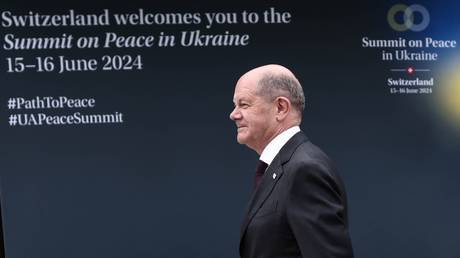 Scholz Russland sollte zu den naechsten Ukraine Friedensgespraechen eingeladen werden —