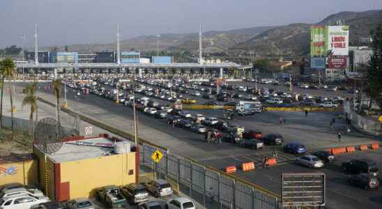 US Mexico border between Tijuana and San Diego reopened for tourists