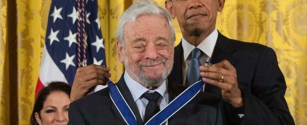 legendary West Side Story lyricist Stephen Sondheim dies