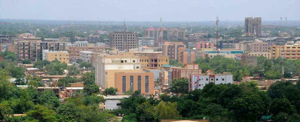 the police disperse demonstrators in Ouagadougou