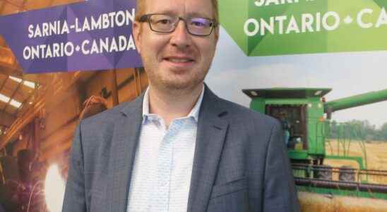 CEO of the Sarnia Lambton Economic Partnership is stepping down