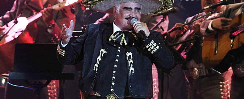 Death of Vicente Fernandez who was the singer worshiped in