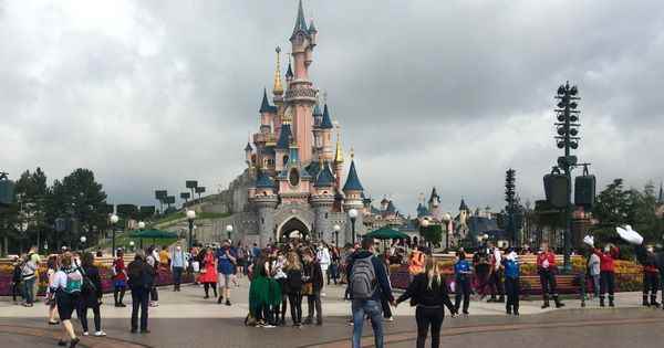 Disneyland Paris announces the date of its reopening