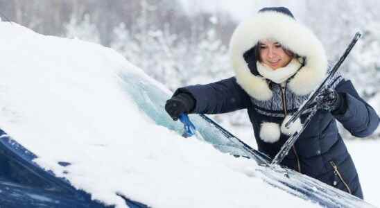 How to defrost your windshield